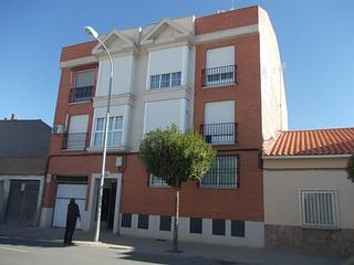Pis  Avda quero. Solvia inmobiliaria  piso alcázar de san juan