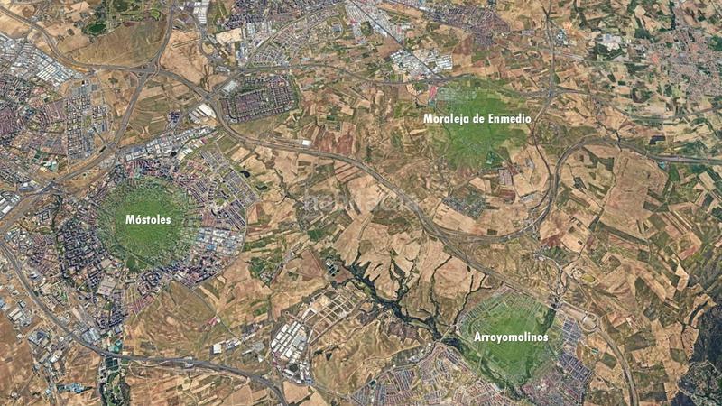 Foto 2b8b9e48-f724-47e0-a597-e81ed80c5804. Propriété dans Moraleja de Enmedio