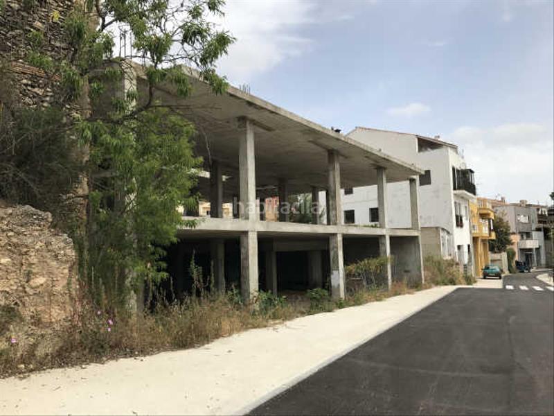 Foto e4a1a8f4-2893-4711-9a88-09bf03af2950. Edificio solvia inmobiliaria en construccion en Ulldecona