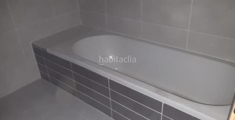 Foto 51749500-cf61-4e30-acb2-e7df6d5b7aaf. Edifici a Alfarràs