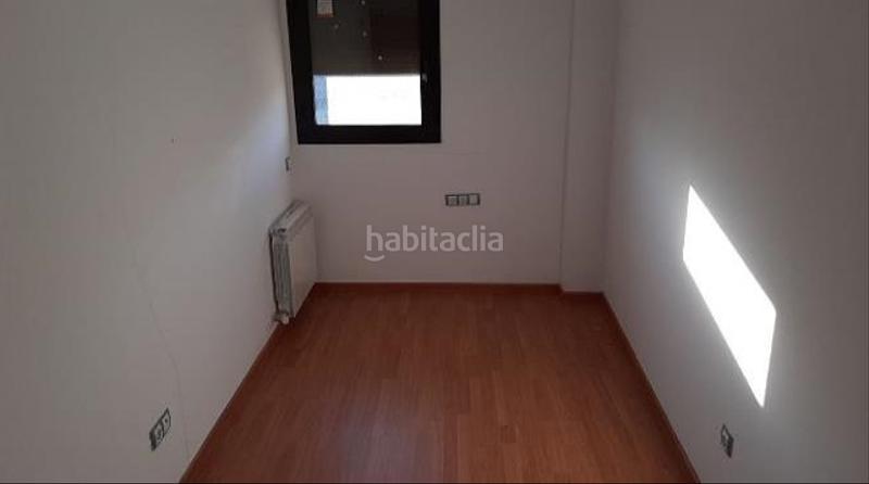 Foto 91148fe5-7b93-4630-bb69-5d80c03356a9. Edifici a Alfarràs