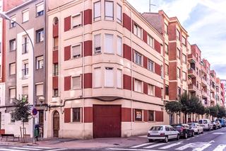 Pis  C/ general primo de rivera. Solvia inmobiliaria  piso logroño