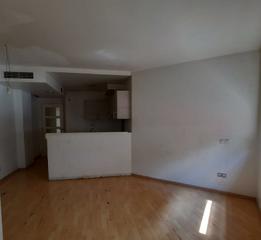 Pis  C/ ustrell. Solvia inmobiliaria  piso sabadell