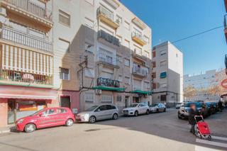 Pis  C/ ivars durgell. Solvia inmobiliaria  piso sabadell