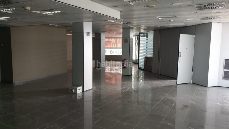Foto 49ec2ea5-ae95-4e90-823d-72d7b14e6dee. Alquiler local comercial solvia inmobiliaria locales en Viladecans