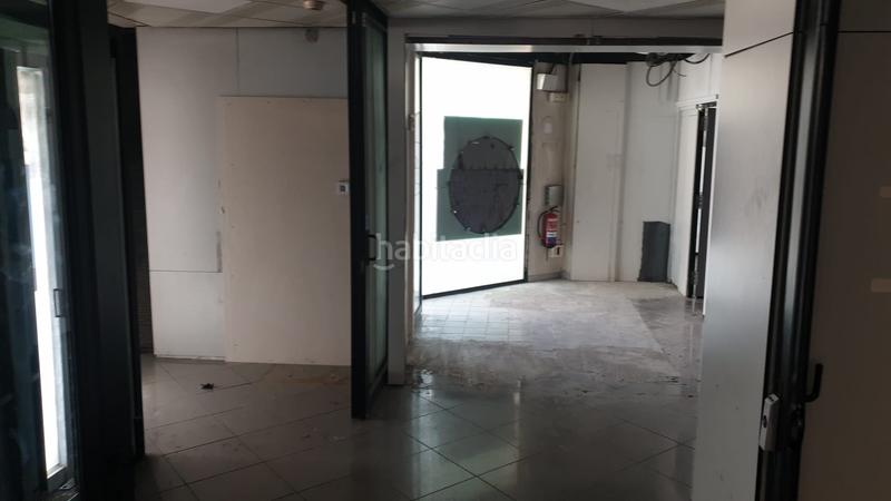 Foto f509b7cf-bf4b-46a6-893e-d539cda4ba4f. Alquiler local comercial solvia inmobiliaria locales en Viladecans