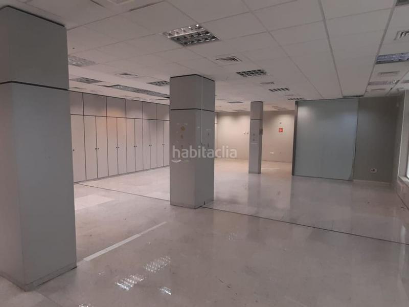 Foto 63e791ed-15f6-4962-b61d-9ff81d0ff526. Alquiler local comercial solvia inmobiliaria locales en Sevilla