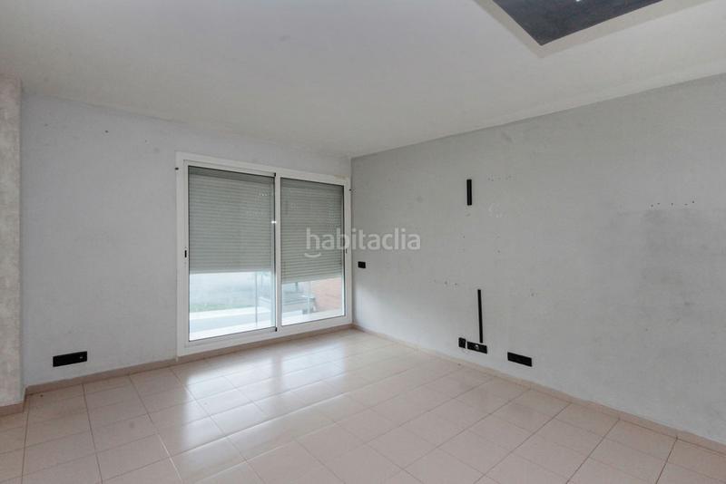 Foto 358dd9e2-2936-45f4-9386-53ae91bbb728. Appartamento in Torre-romeu Sabadell