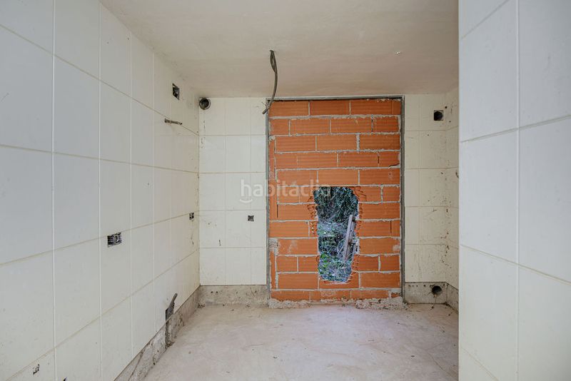 Foto e655be8e-d2e8-4b31-9ef9-013652adae4b. Casa aparellada a Caldes de Malavella