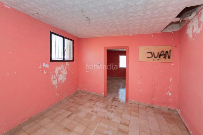 Foto ec5e0bfb-5e6f-4e89-b712-46059617e833. Casa aparellada a Atarfe