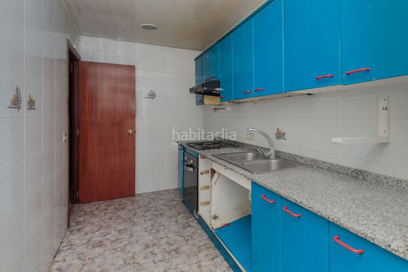 Foto 648bc3ce-d1b2-4fad-8d22-40b6308c6732. Pis a Centre Vendrell (El)