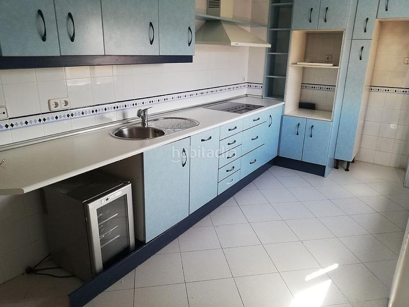 Foto f2a318f1-1ebc-497a-8262-f92f52770734. Etagenwohnung mit heizung parking in San Roque-Concordia-Adoratrices Guadalajara