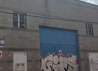 Nau industrial a C/ Ebanistería