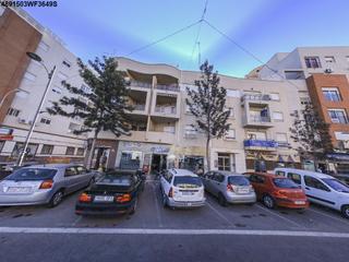 Local commercial  Av rey juan carlos. Solvia inmobiliaria  locales roquetas de mar