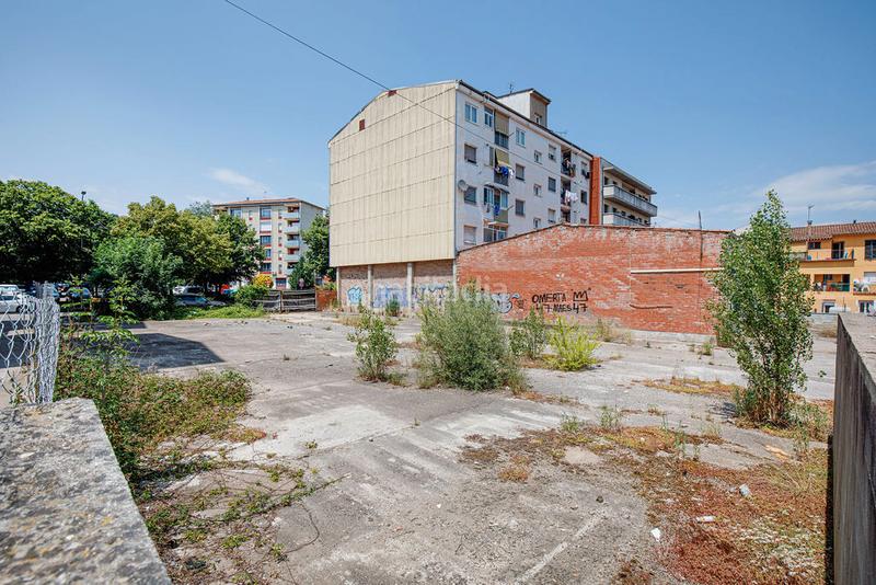 Foto 3bbf48f4-214a-4c9a-9ef0-f567c2fddd84. Finca rústica solvia inmobiliaria suelo urbano en Olot