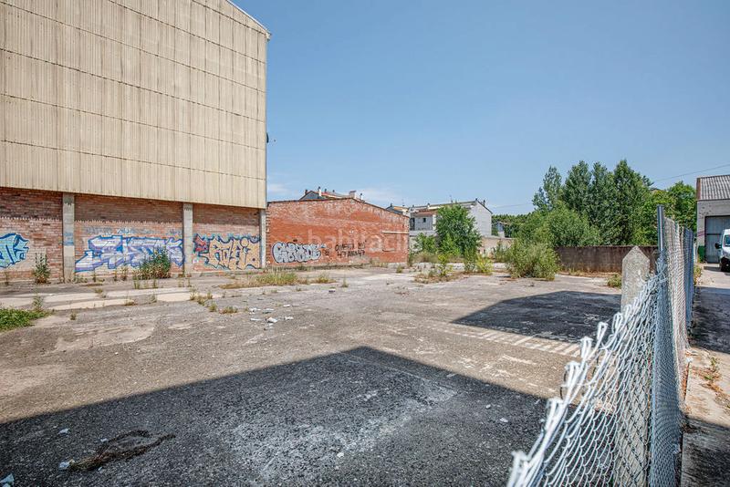 Foto cb088c51-5fc0-477e-b9fa-ecf8d738ad2b. Finca rústica solvia inmobiliaria suelo urbano en Olot