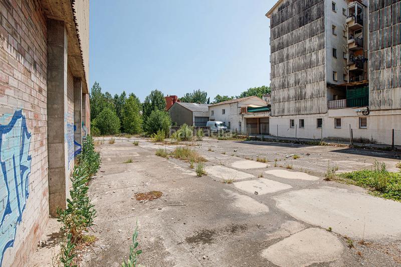 Foto cc0ee78b-5bff-4a62-9153-e0121f199896. Finca rústica solvia inmobiliaria suelo urbano en Olot