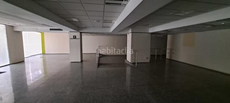 Foto e1fbedeb-9563-4a99-8681-657f7b11f350. Lloguer local comercial a Paseo Constitución - Las Damas Zaragoza