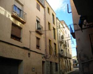 Edifici  C/ de la palla. Solvia inmobiliaria  en construccion móra debre