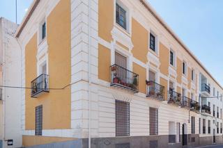 Appartement  C/ pérez villanev. Solvia inmobiliaria  piso cehegín