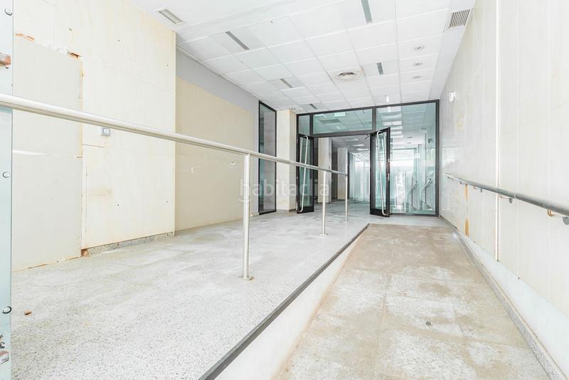 Foto 3f780a0f-ea22-4d6d-b488-40a3abfdc113. Rent business premise in Vall d´Uixó (la)