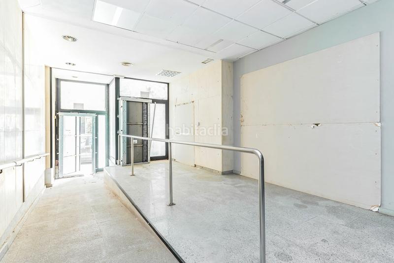 Foto 6f073c61-4a21-4693-8b7d-206c3efb5019. Rent business premise in Vall d´Uixó (la)