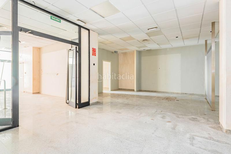 Foto 7cc1420c-ba5b-4226-aa8d-ba59d7cc106c. Rent business premise in Vall d´Uixó (la)