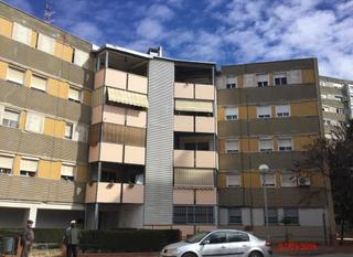 Pis  C/ santander. Solvia inmobiliaria  piso badia del vallès