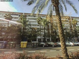 Pis  Av. granada. Solvia inmobiliaria  piso córdoba