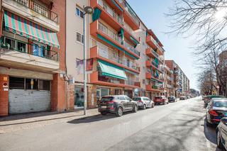 Pis  Avenida sant narcis. Solvia inmobiliaria  piso girona