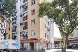 Pis  C/ córdova. Solvia inmobiliaria  piso badalona
