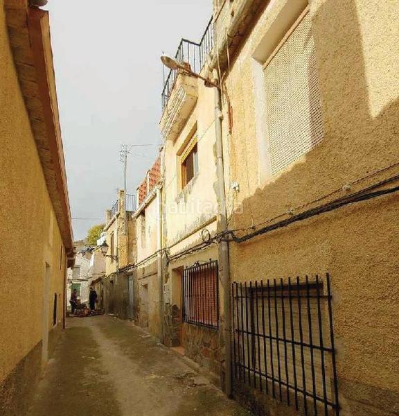 Foto 15bd6418-8d8a-4e12-830f-0a51f1039845. Piso solvia inmobiliaria piso en Yeste