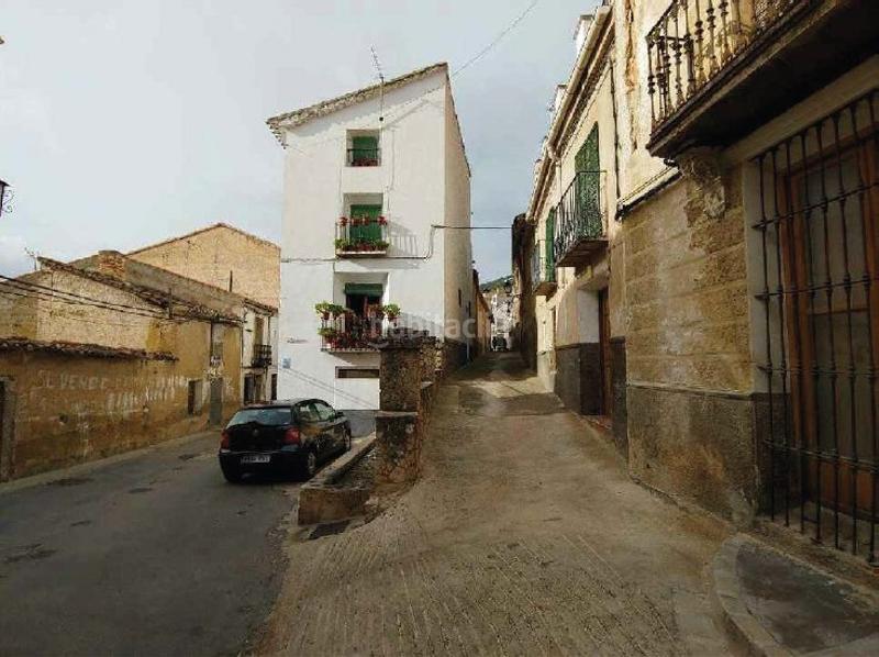 Foto 8b016737-b132-46c5-b669-cf0dacf3aa5b. Piso solvia inmobiliaria piso en Yeste