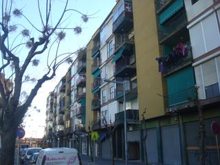Pis  Pz catalunya. Solvia inmobiliaria  piso salt