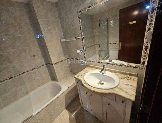 Foto fe03742d-4dc7-4632-b743-74851ebce118. Pis a Mercat Rubí