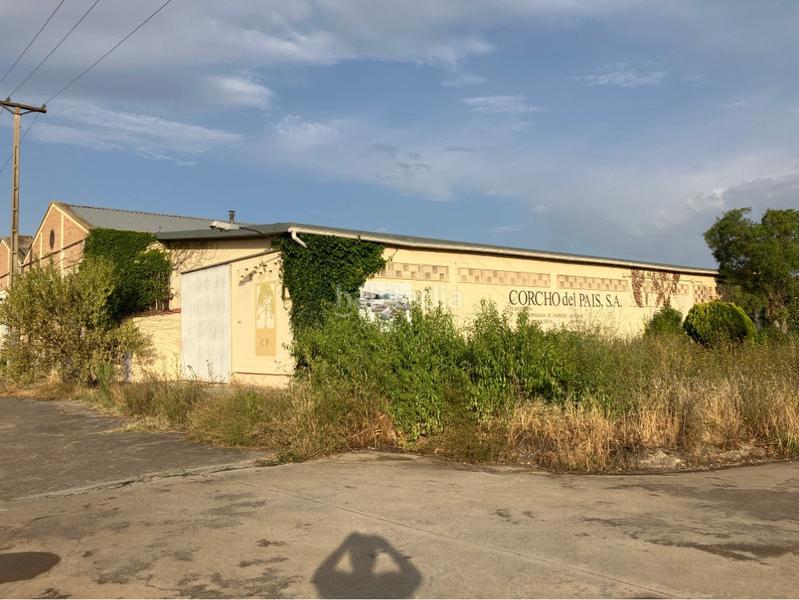 Foto b7d8cd5b-177d-4822-b558-0c9e1fda2df9. Capannone industriale in Oeste Logroño