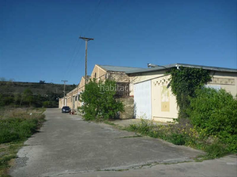 Foto c1a41ac4-1008-43cd-a0f5-f6d533f02401. Capannone industriale in Oeste Logroño