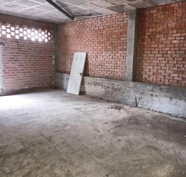 Foto 9a2f0559-ddbe-48f8-8812-ddc6897aad4c. Lloguer local comercial a puerto de Estepona Estepona