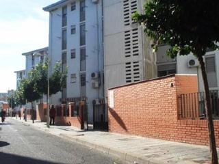 Apartament  C/ cañete de las torres. Solvia inmobiliaria  apartamento córdoba
