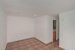 Appartement  C/ madrid. Solvia inmobiliaria  piso badalona