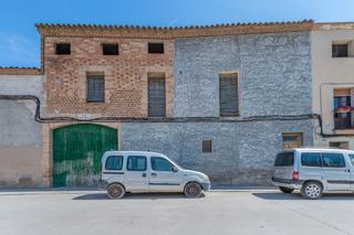 Xalet  C/ dotze de gener. Solvia inmobiliaria  casa fuliola la