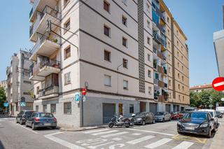 Piso  C/ montseny. Solvia inmobiliaria  piso girona