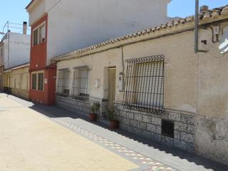 Maison jumelée  C/ mas mari. Solvia inmobiliaria  chalet adosado santa coloma de gramenet