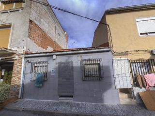 Xalet  C/ martos. Solvia inmobiliaria  casa elcheelx