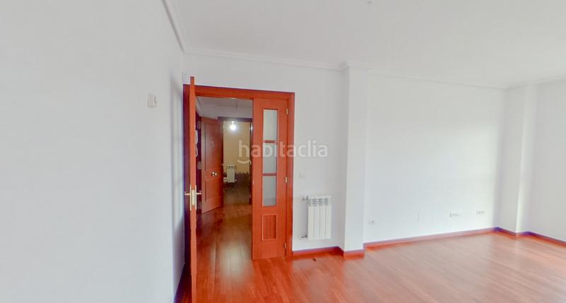 Foto a89f4e9c-2cd4-483b-8918-146acb487367. Pis amb calefacció aparcament a Alisal - San Román Santander