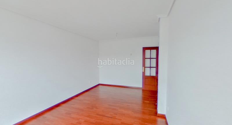 Foto fce72c9e-4b28-41a7-9f5a-43e9e45fe64f. Pis amb calefacció aparcament a Alisal - San Román Santander