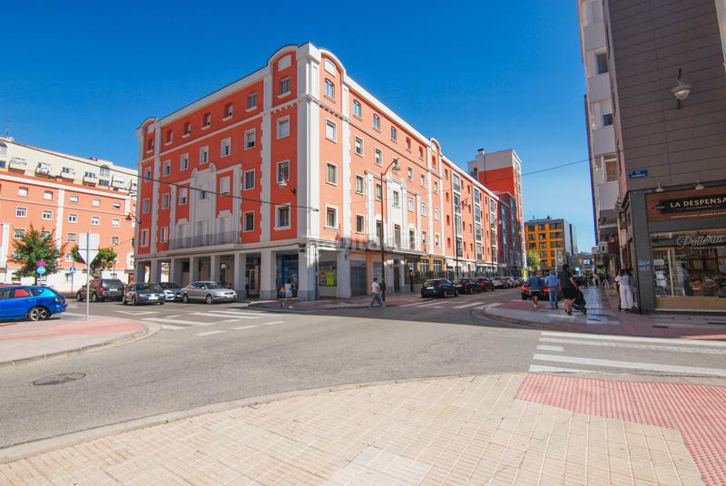 Foto 8253a8e4-0a4b-46e1-a880-ba01a7dfee8b. Location local commercial dans Villa Pilar Burgos