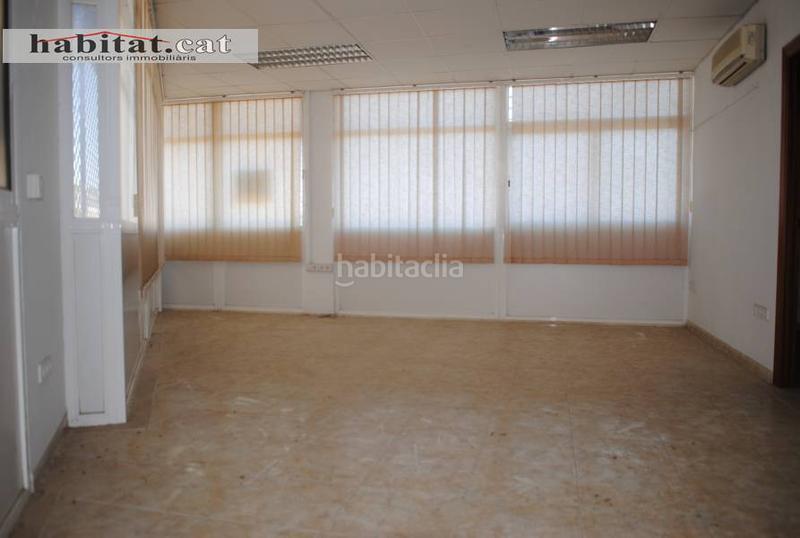 Foto 1670f246-8275-4efd-aebe-807f3eaf1808. Locale commerciale in Santa Maria-l´Eixample-Sud Sumella Cubelles