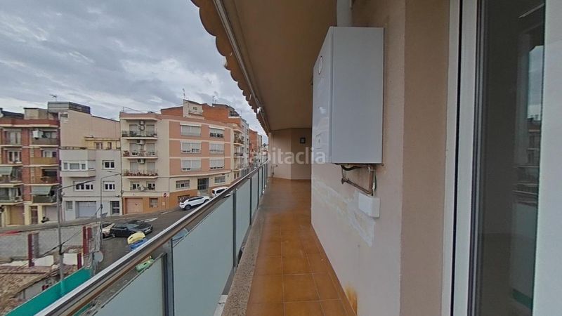 Foto 3d6eb19d-5a67-440c-a46f-190cb9d6cbcf. Apartament amb calefacció aparcament a Ca n'Aurell Terrassa