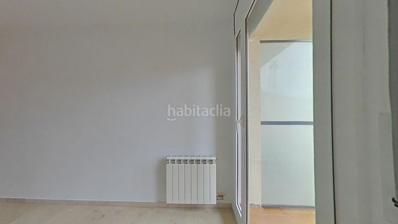Foto 55f72107-c268-4bfe-8a9c-917f3467a3cc. Apartament amb calefacció aparcament a Ca n'Aurell Terrassa